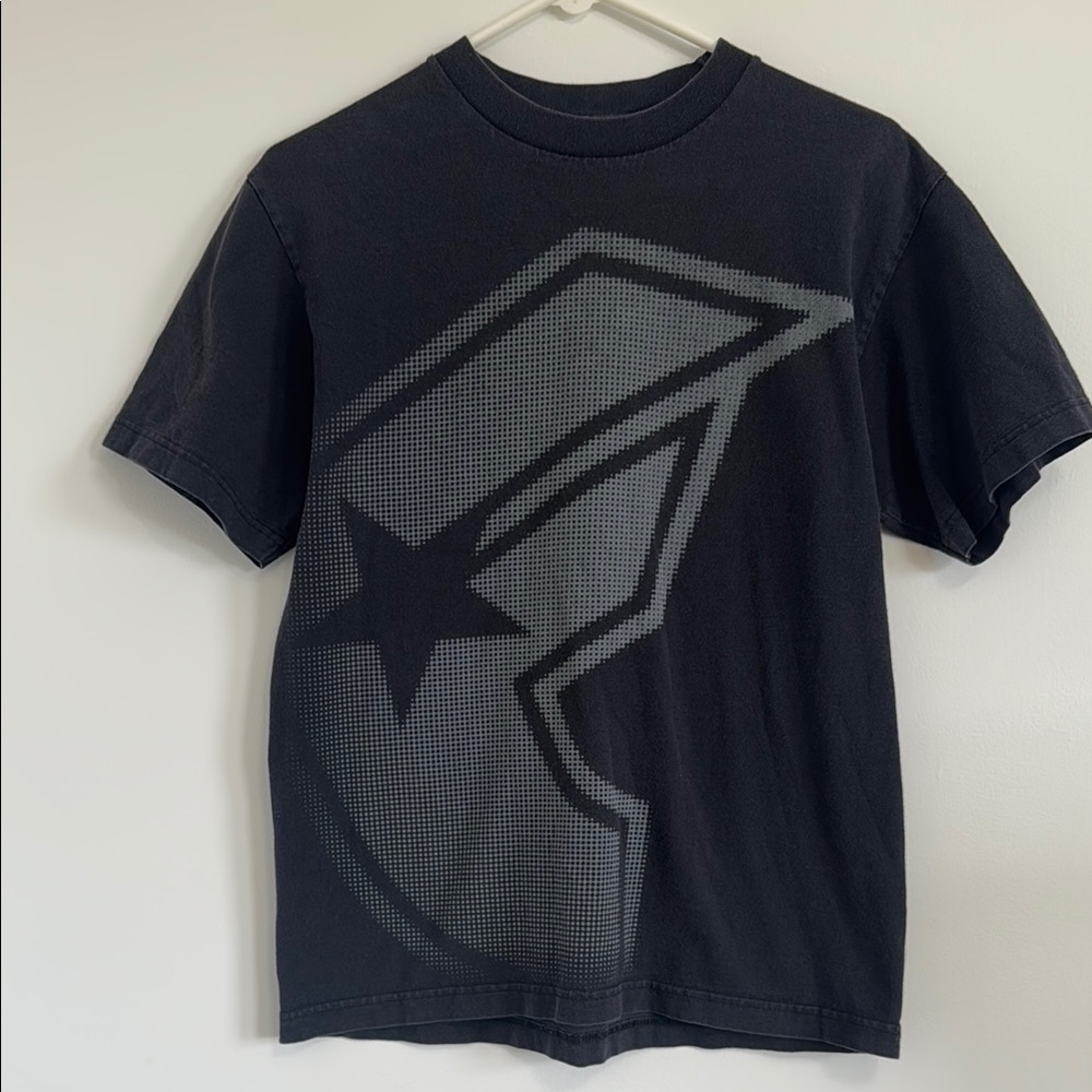 Vintage Men’s Black Famous Stars and Straps Graphic T-Shirt